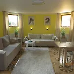 70 M2 Z Podworkiem I Grillem, 150 M Od Jeziora Lejlighed